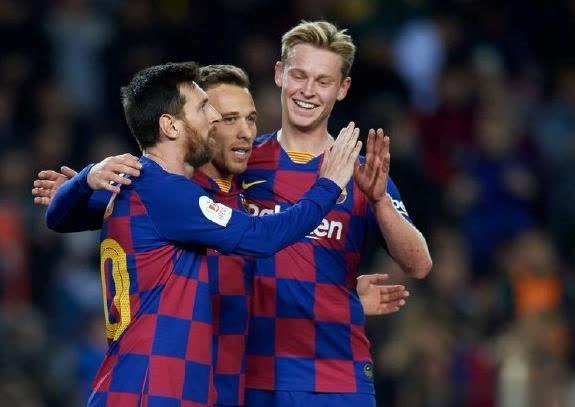 El fútbol hereda una especie de espíritu de vida